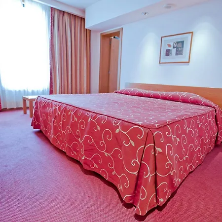 Hotel Premium Porto Maía