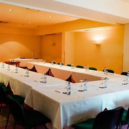 Premium Porto Hotel Maía