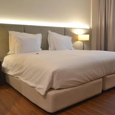 Premium Porto Hotel Maía