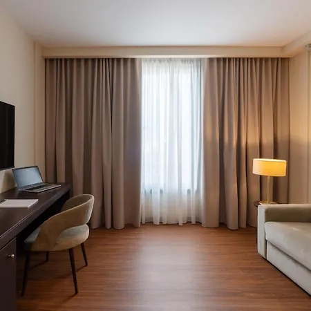 Premium Porto 4*