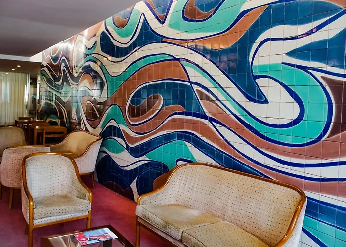 فندق Premium Porto 4*