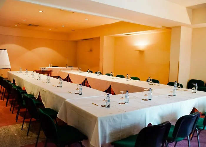 Premium Porto فندق Maía