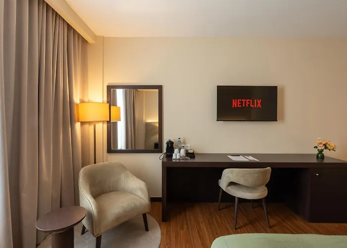 Hotel Premium Porto Maía